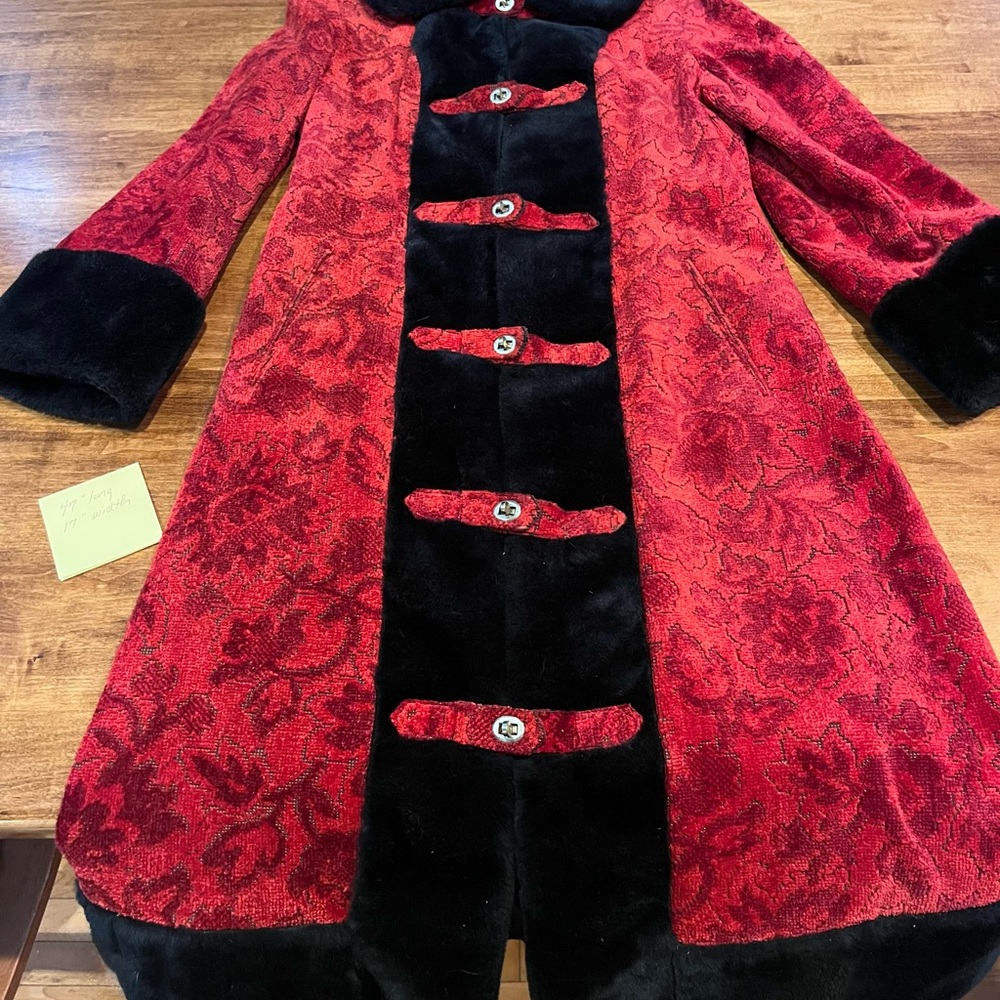 Vintage 1970’s Red and Black Floral and Fur Women's Coat